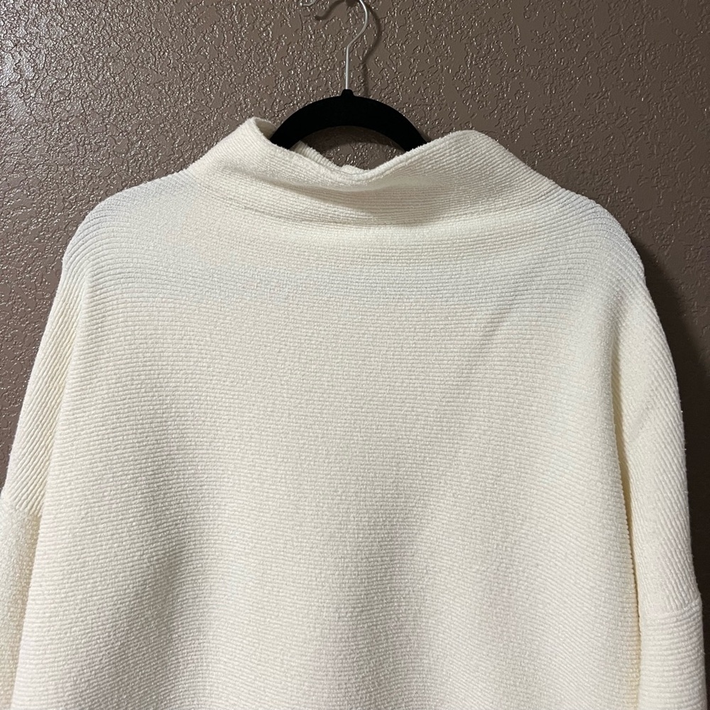 Free People Sweater - Picture 6 of 7